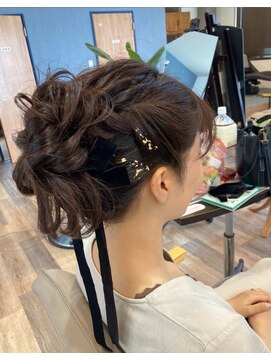 ロンズオーラ(RON'Z AURA) ゆるふわアップ