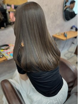 ブルーアンドカンパニー(BLUE&Co.)の写真/【八尾/ブリーチカラー】垢ぬけられる上品なカラーから思いっきり遊びたいブリーチまでBLUEにお任せ★