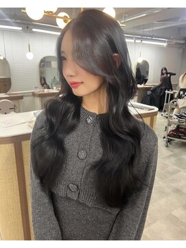 ボタン ハカタ(VOTAN hakata) 【ろみおStyle】流れる顔まわりで雰囲気変わります！