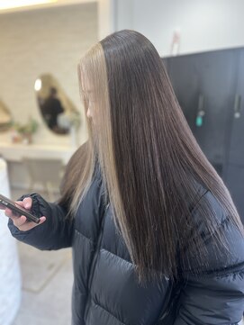 ラビス クローバー(Lovis clover) 前髪/アンブレラカラー/こなれミディ/韓国マッシュ