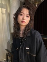 トレンチ(TRENCH)&nbsp;レイヤー ハッシュカット パーマ トリートメント 赤味消し