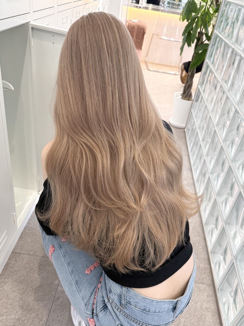 2026年冬】ミルクティーグレージュの髪型・ヘアアレンジ｜人気順