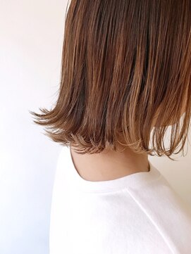 蔦 bounce outside bob.