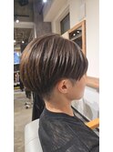 刈り上げマッシュショート×オリーブグレージュ