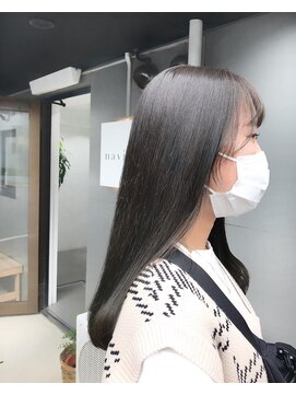 ネイヴィル(navile) 赤みゼロ◎オリーブグレージュ◎