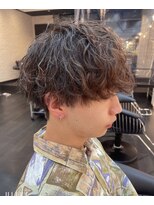 アッシュ 下丸子店(Ash)&nbsp;波打ちスパイラルパーマスリークショートツーブロックマッシュ