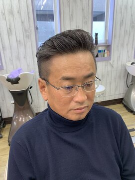 ネモト ヘアーサロン ツーブロックのスタイル