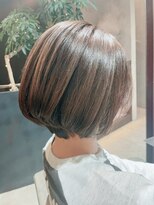 グラム バイ レイエレガンス(glam by REIELEGANCE)&nbsp;大人ひし形ショートボブ