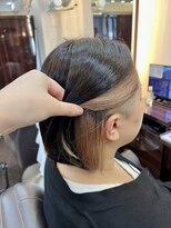 キャラ 池袋本店(CHARA)&nbsp;スタイリングが楽！ツーブロック×インナーカラー【インナー】