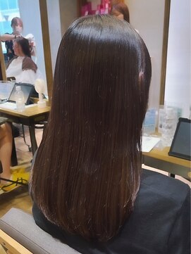 ヘアリゾート粋 新宿三丁目本店 【田中　友希】透明感ブラウン/ロング/艶髪