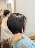 ショートボブ