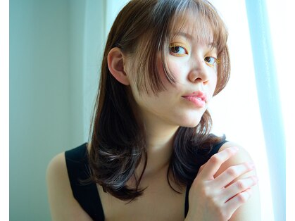 リリ(LILI)の写真