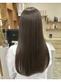 ロプート(Loput) 柔らかく指通りなめらか。毎日が扱いやすくなる美髪ストレート。