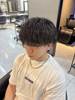 アイズ 海老名(AIZU) ツイストスパイラルパーマ ツイストパーマ 縦落ちパーマ 眉毛