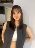レイヤーカット　ベージュカラー