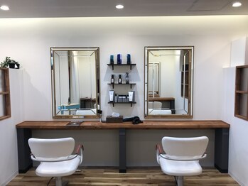 アバンテ(avante)の写真/一人一人のお客様に向き合うサロン。ゆっくり寛げる空間で、髪のお悩み等お気軽にご相談下さい♪