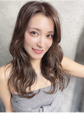 アイリス(AIRIS) ヘーゼルベージュ/レイヤーカット