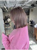 ピンクベージュ　ミルクティーピンク　ピンクグレージュ　ボブ