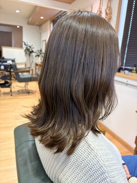 レガロ(REGALO) ミディアム、セミロングスタイル