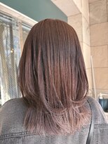 エメ(EME)&nbsp;レイヤーカット くびれカット  顔周りレイヤー