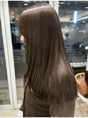 ブリーチなしカラーレイヤーカット イメチェン オリーブベージュ