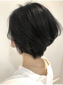 クセを活かした大人ショートボブ