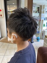 クオリス 上板橋店(QUALIS) チャイルドモテアシメカット【ツーブロ×刈り上げ】