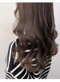 Olive brown ×ゆる巻きスタイル