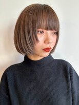 ノイカーム(noi Calm)&nbsp;顔周りレイヤーカットミルクティーベージュカラー前髪カット