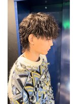 スキル(SKILL)&nbsp;【SKILL】ツーブロック刈り上げショートメンズパーマハイライト