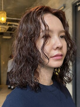 ナループロアオハナ(Nalu pu loa ohana) パーマ/くるくるパーマ/原宿/表参道/ボブパーマ/ウェーブパーマ