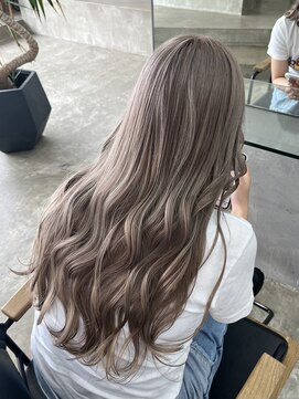 ノートエートル 西金沢(Nought etre) ミルクティーカラー10代20代ブリーチ2回~ハイトーンカラー