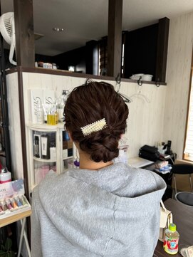 ヘアー リードレス(hair Re:dress) 成人式ヘアメイク前撮り ゆるふわシニヨンアップヘアセット