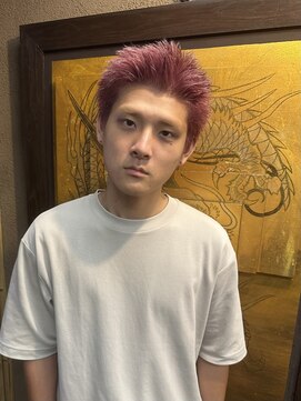 ボリューム(VOLUME) メンズ/ブリーチカラー/ビビッドピンク/原宿/個性派/20代人気