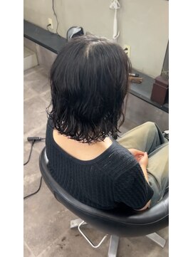 モノ アンド イニ(Mono & inni) 【大地】ボブパーマ