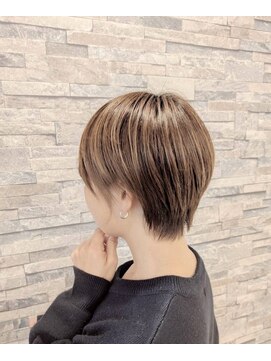 ヘアーサロンジジ(Hair Salon JIJI) ショート