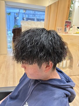ルースト 渋谷店(ROOST) MEN’S HAIR/波巻ツイストスパイラル/フェザーパーマ/眉毛/渋谷