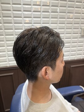 ルピナス 中田(Lupinus) 自然な刈り上げスタイル