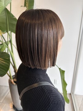 美容室 アイディー i-dee プツっとボブ