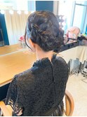 編み込みまとめ髪