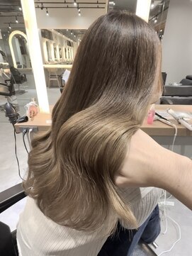 salon de MiLK 札幌大通店【サロン ド ミルク】 ブリーチレイヤーカット髪質改善トリートメント 【札幌大通】