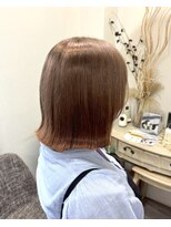 ロッカ(ROCCA)&nbsp;ミルクティーブロンド韓国風切りっぱなしボブ