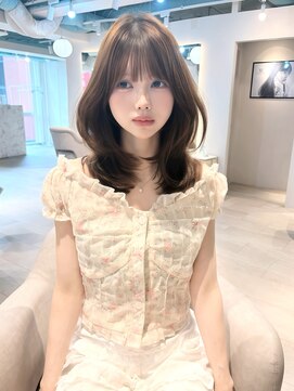 マインバイアフロートギンザ(MYNE by AFLOAT GINZA) レイヤー/ミディアムレイヤー/顔周りカット