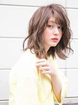 リリアン 青山(relian) グレージュカラーで柔らかい印象に☆