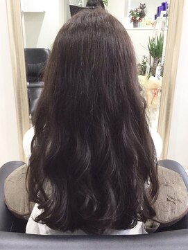 オリーブ(Olive) 夏旬カラー