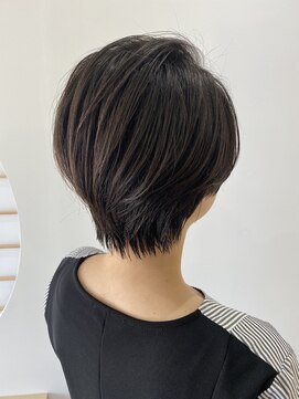 エガク(egaku) 大人くびれショート