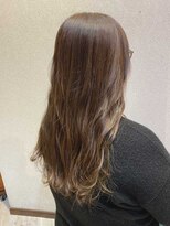 ノイ(neu)&nbsp;インナーカラーとローライトをどちらも入れた立体感抜群スタイル