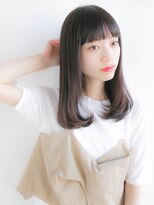 ルティア(Lutia)&nbsp;ダークグレージュで透明感抜群