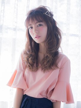 オジコロジ(ojiko.roji) ☆月曜日営業☆ojiko.大人可愛い柔らかカールハーフアップ