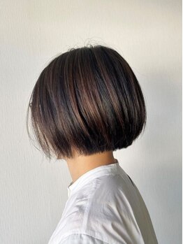 貴方に合ったヘアスタイル、デザインカラー、より若々しく見えるグレイカラーなど、ご提案いたします。